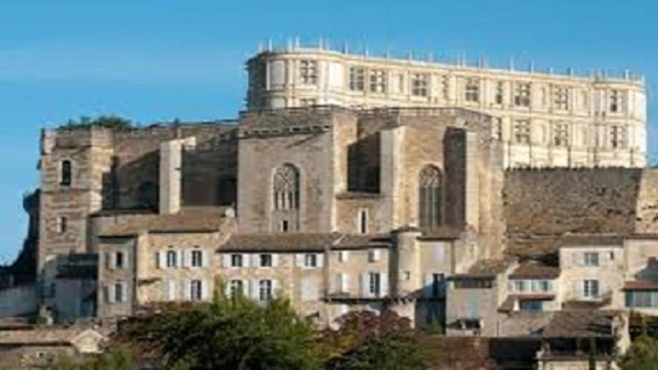 Gite La Joliette Et Le Chesnaie Grillon Eksteriør bilde